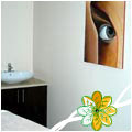 Lavabo et peinture du logo de Coiffure Spa Nouveau Regard